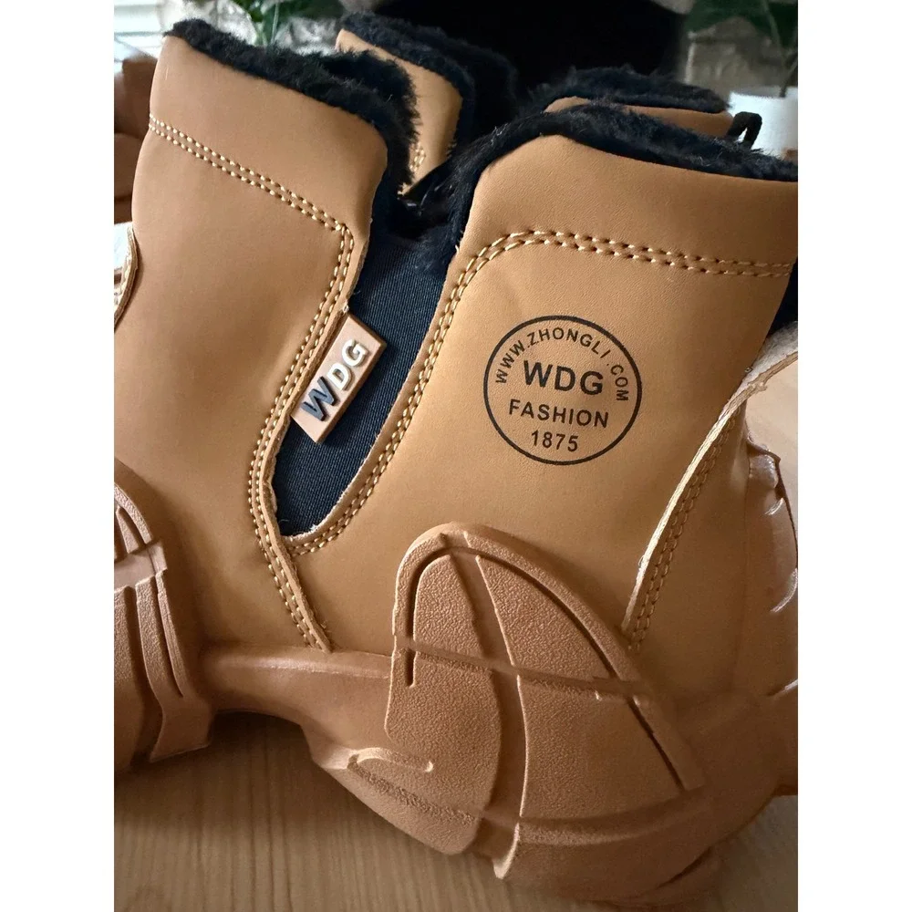 WDG Mens Tan Faux Fur Lined Fashion Boots Chunky Sole Streetwear Size 45 10.5-11